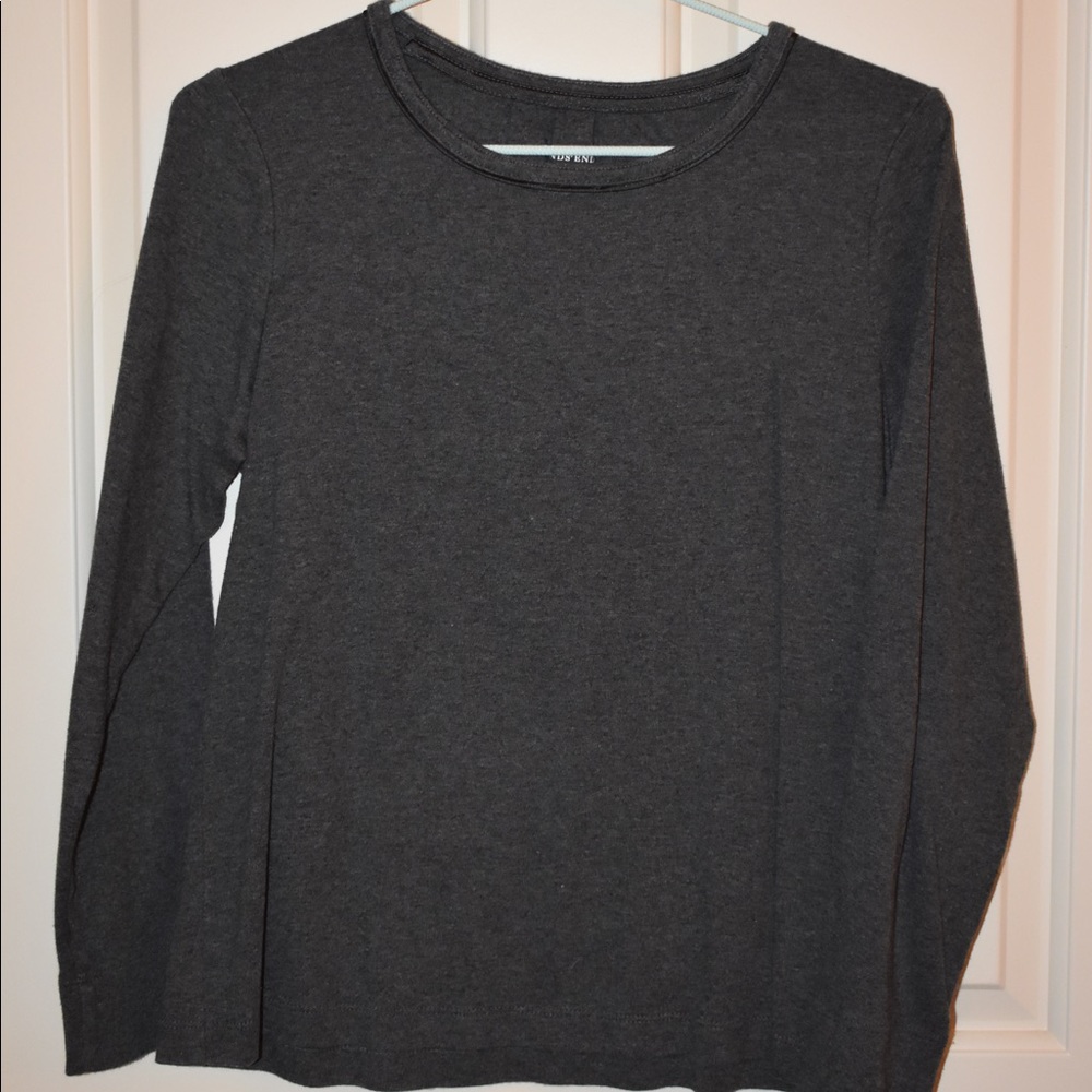 gray long sleeve